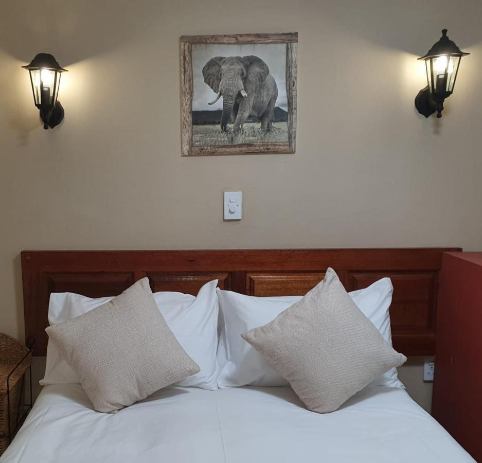 Lani'S Guest House - No Loadshedding Musina Exterior photo